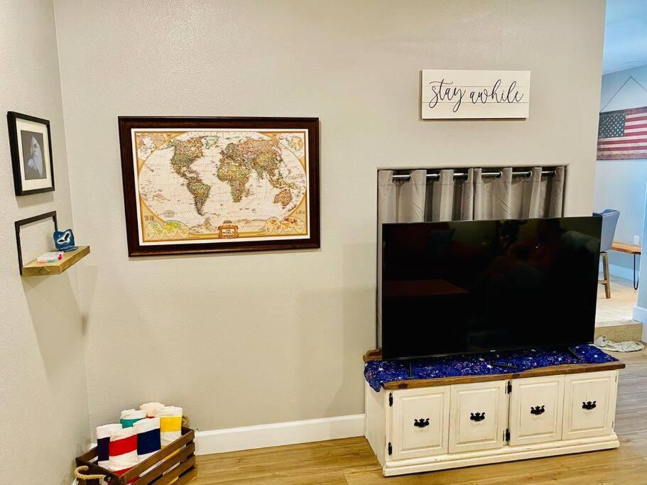 Eagle Nest River Views Hot Tub Games Sleeps 6 オーウェニー エクステリア 写真