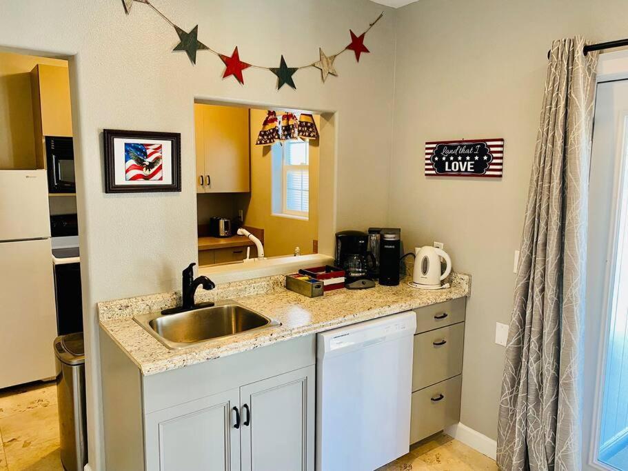 Eagle Nest River Views Hot Tub Games Sleeps 6 オーウェニー エクステリア 写真
